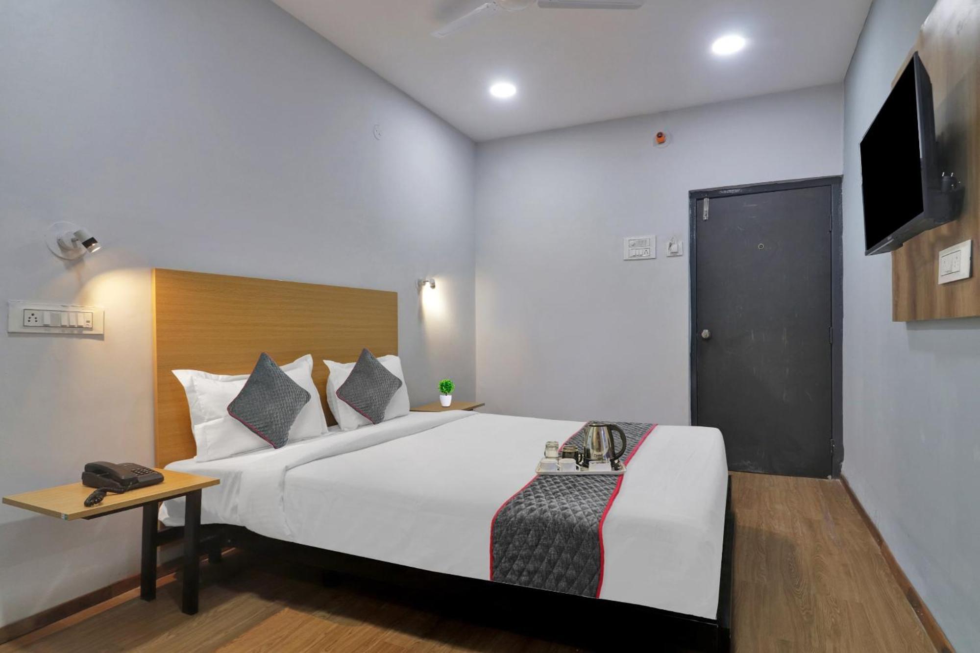 Townhouse S Continental Hotel Hyderabad Luaran gambar