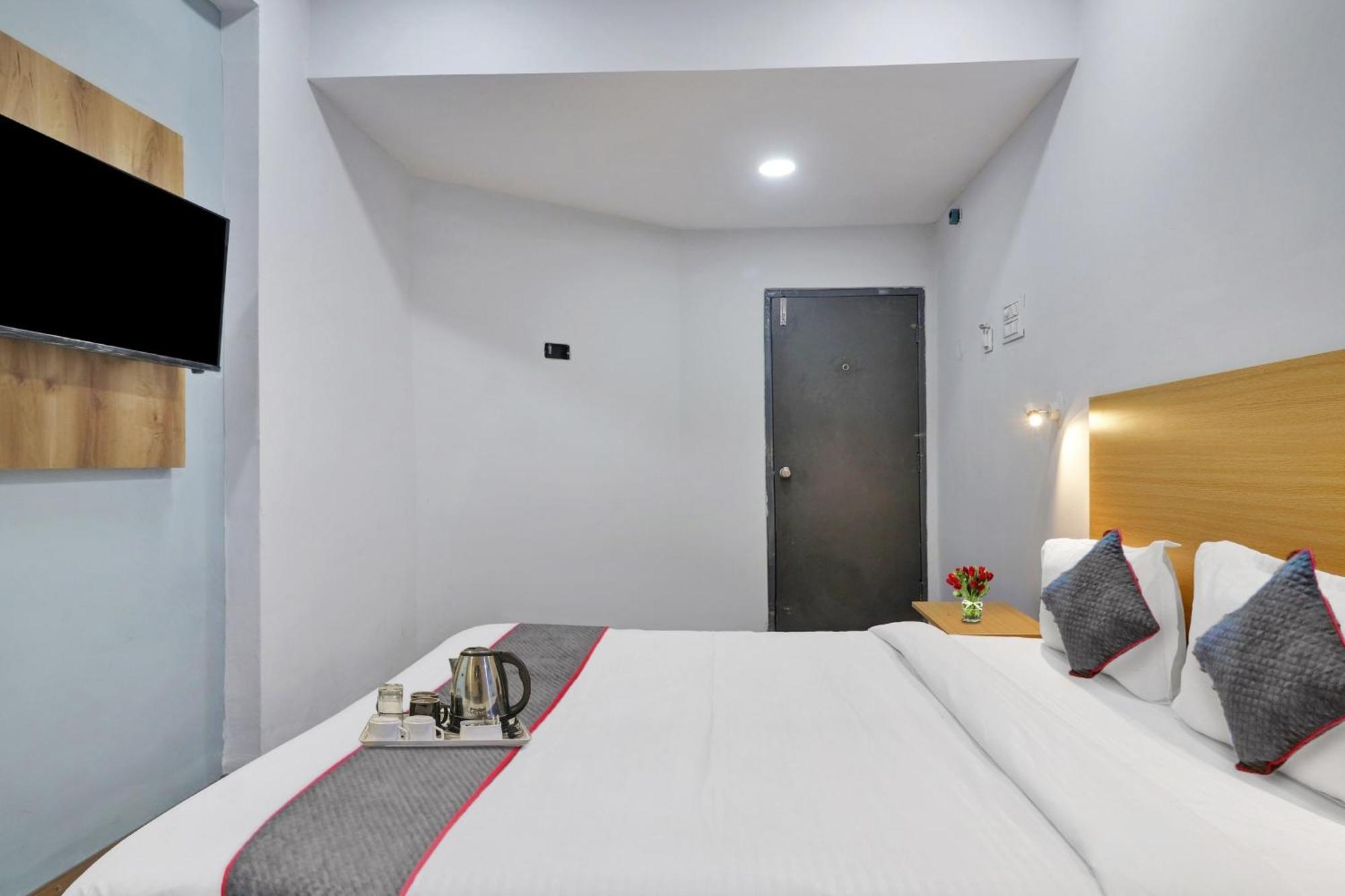 Townhouse S Continental Hotel Hyderabad Luaran gambar