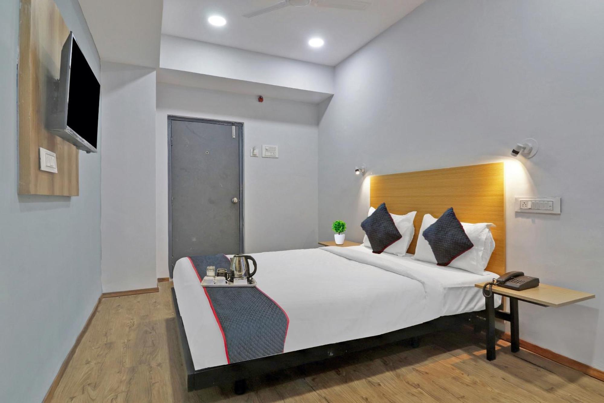 Townhouse S Continental Hotel Hyderabad Luaran gambar