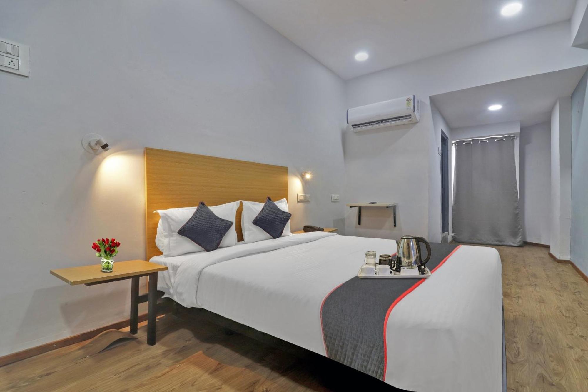 Townhouse S Continental Hotel Hyderabad Luaran gambar