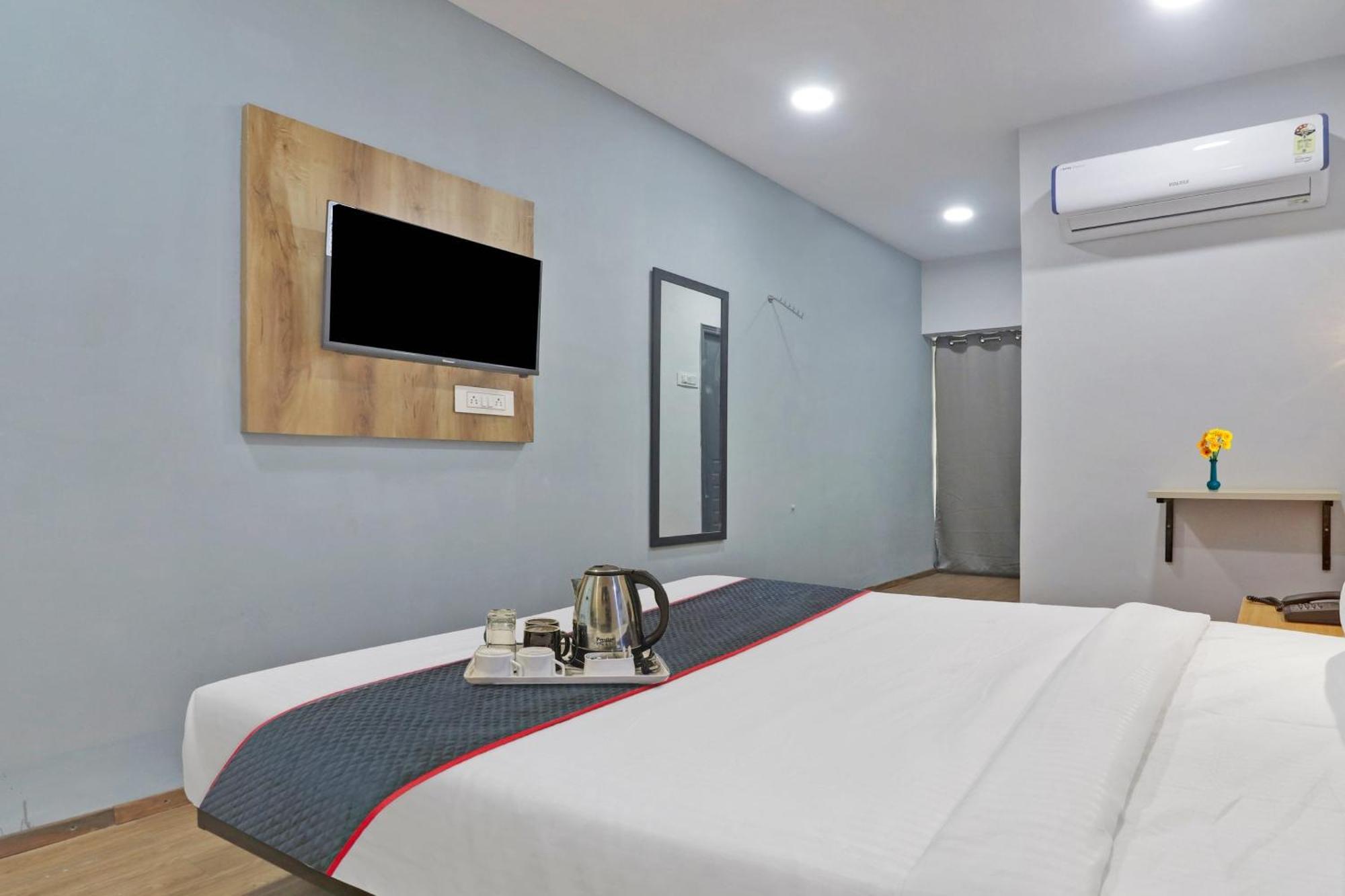 Townhouse S Continental Hotel Hyderabad Luaran gambar